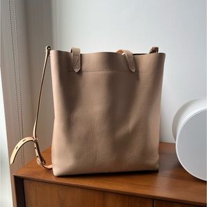 Used Madewell “The Medium Transport Tote” in beige
